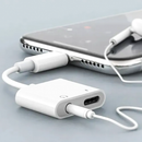 Adaptador Duplo Carregador e Áudio Lightning/P2 para iPhone - Xtrad XT-2141